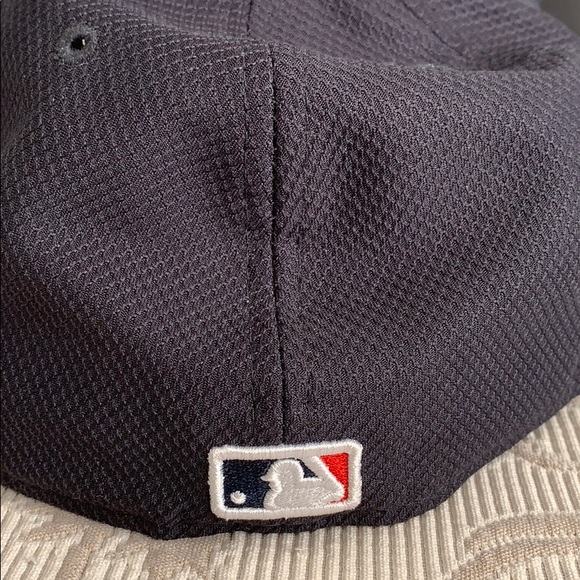 Boston Red Sox - Picture 2 of 3